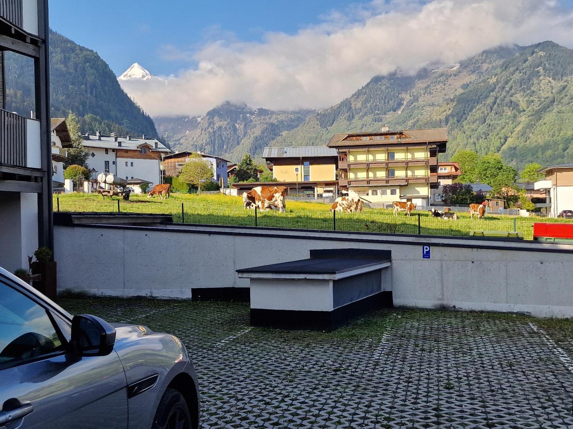Adler Kaprun, Golf 'N' Ski And Mountain Biking. Eksteriør bilde